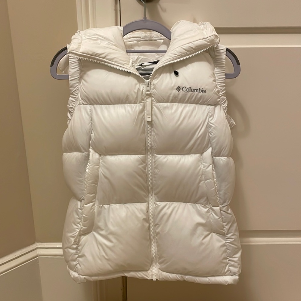 Columbia White Puffer Vest